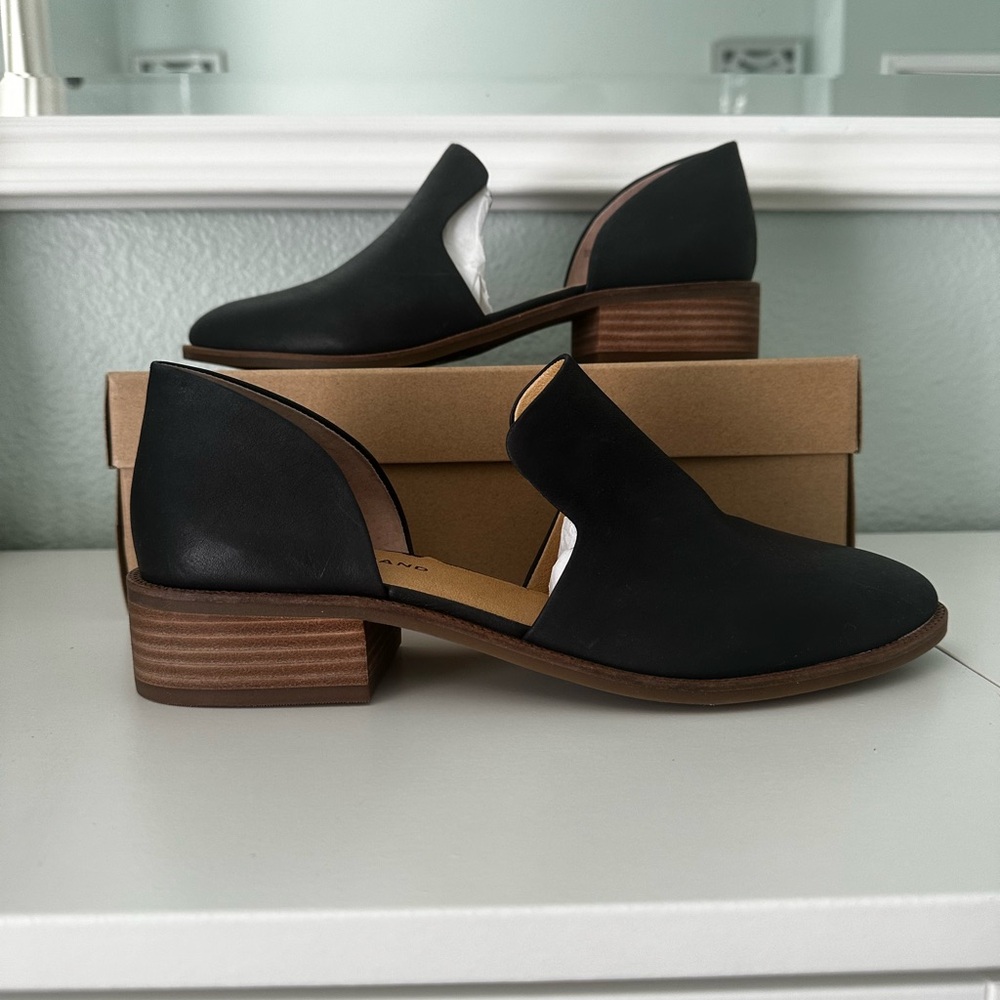 Lucky Brand Black Cutout Low Block Heel Shoes